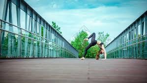 麦肯尼：没能拿下3分很遗憾；新教练带来了新的理念和活力